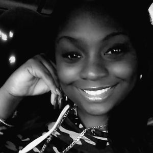 Meet your Posher, Kelsha